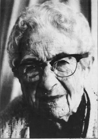 Annie Cawthorne, 111