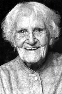 Amy Hulmes in Black and White