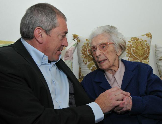 C�cilia Buchinger, 110, and the Mayor of Salzburg