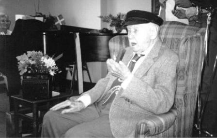 Christian Mortensen, 113