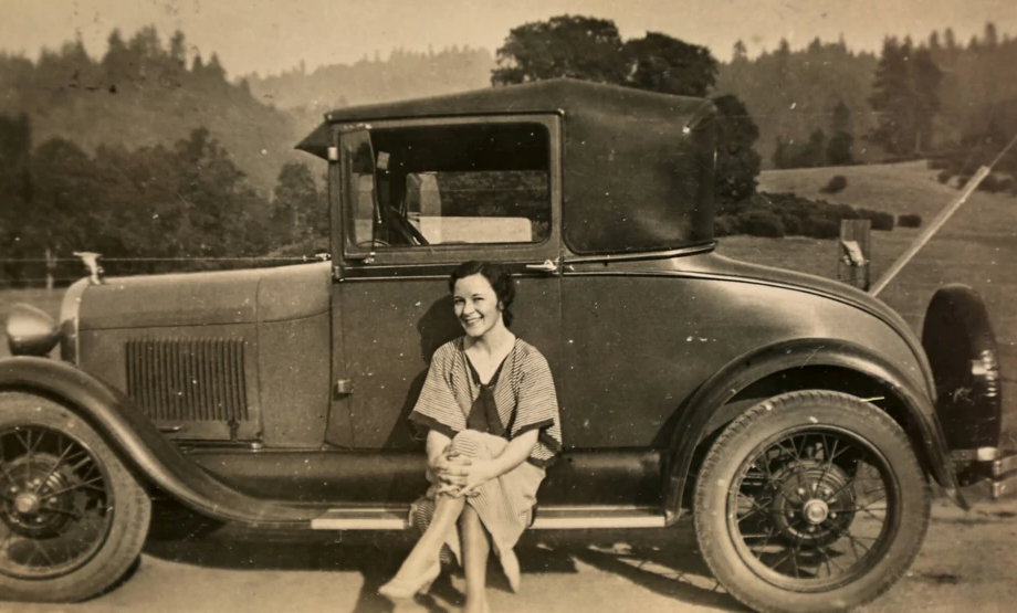 Edith Ceccarelli, 24