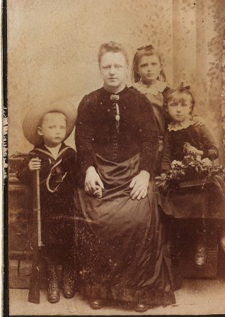 Evelyn Norris, the girl at the back