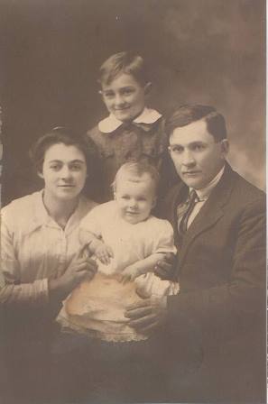 Edna Parker, in her 30s