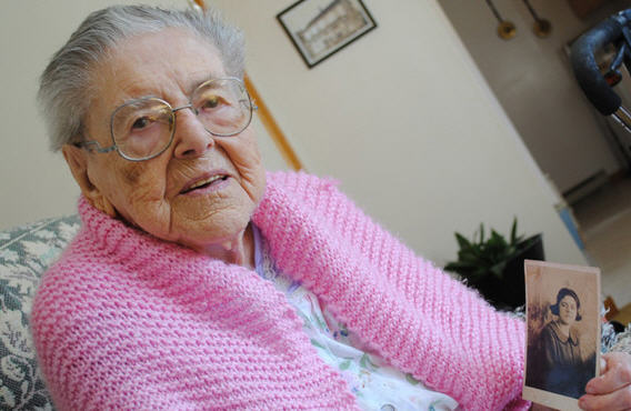 Flora Thibodeau, 111