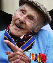 Henry Allingham, 113