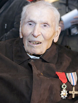 Mon. Lazare Ponticelli