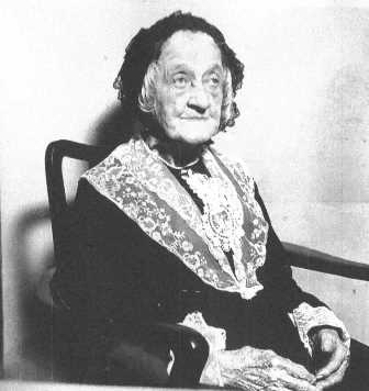 Miriam Banister, 106