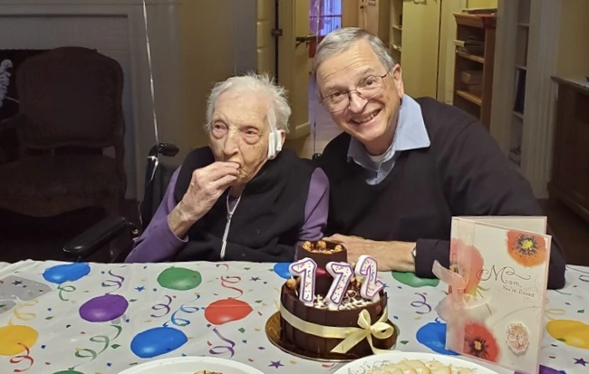 Mildred Mangold, 112