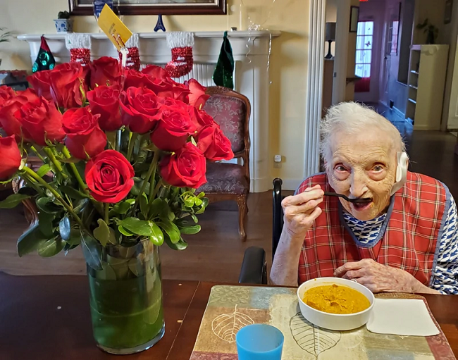 Mildred Mangold, 112a